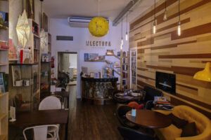 La lectora es el cafe literario de Cádiz
