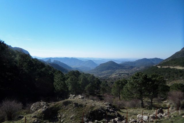 A day in Sierra de Cadiz with Genatur, surrounded by nature and idyllic landscapes