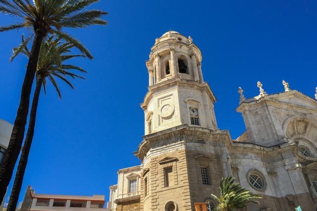 La Catedral de Cádiz es la joya arquitectónica de esta mágica ciudad.