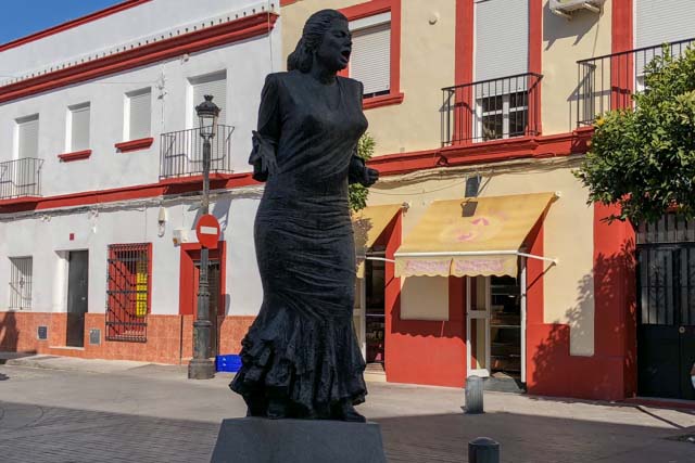 Adéntrate en el Barrio de San Miguel, en Jerez de la Frontera, y respira el ambiente más flamenco.