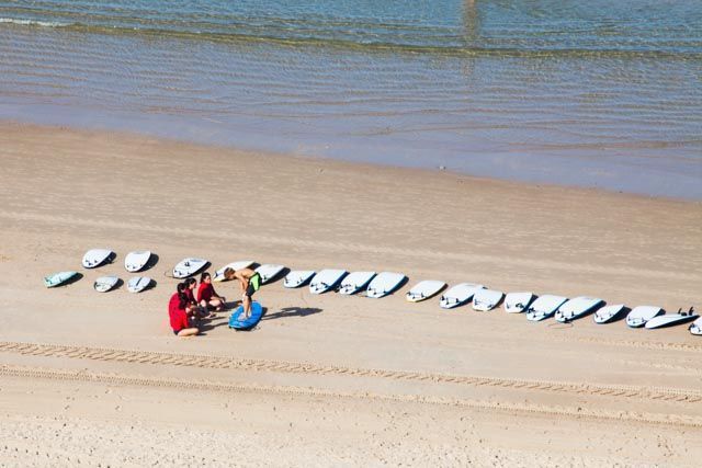 ¿No te apetece surfear en las maravillosas aguas de Cádiz? Con CSC puedes hacerlo con las mejores garantías y los mejores profesionales.