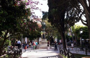 Plaza de Candelaria y Monumento a Castelar