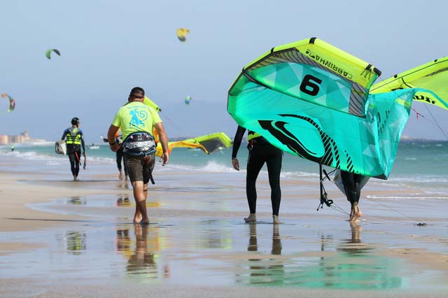 kite-local-school-tarifa-surf5