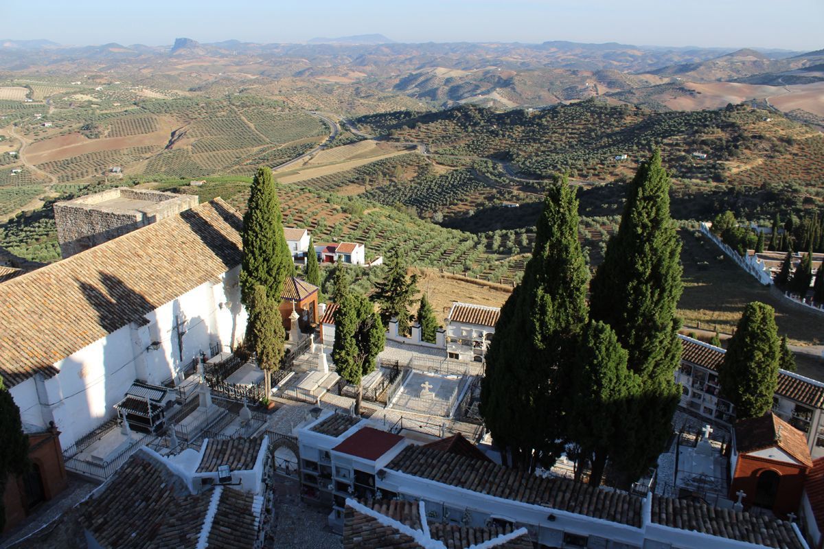Olvera es uno de los pueblos más bonitos de Andalucía y España.