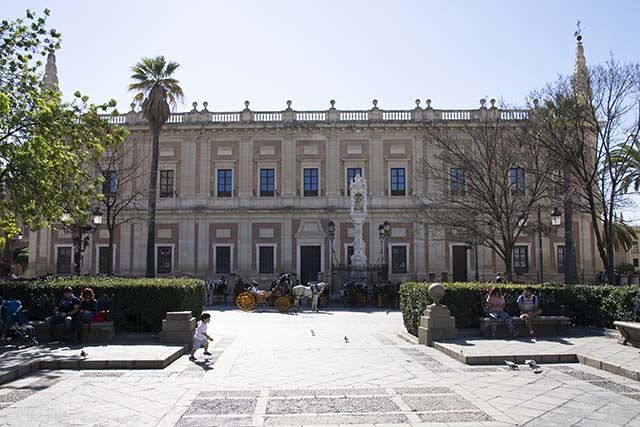 edificio Plaza del Triunfo Sevilla